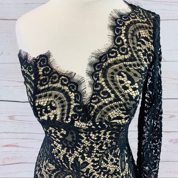 Wink Gal black lace dress single sleeve sheath - Picture 2 of 9